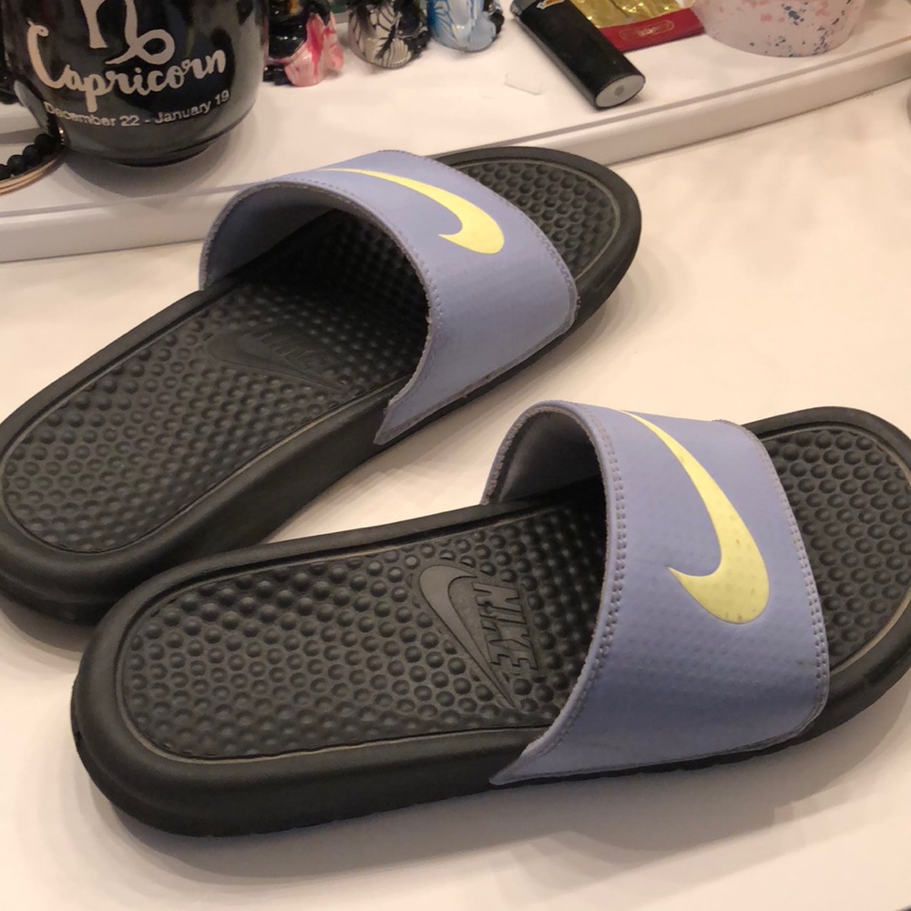 Nike slides